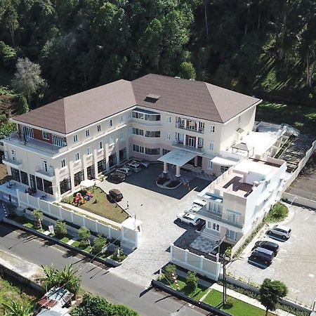 Hotel Villa Emitta Tomohon Luaran gambar