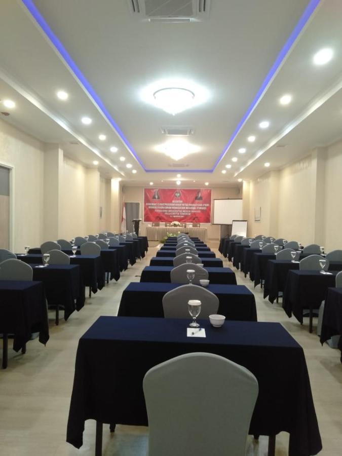 Hotel Villa Emitta Tomohon Luaran gambar